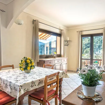 Appartamento Bellavista By Elbasummer Tour Operator